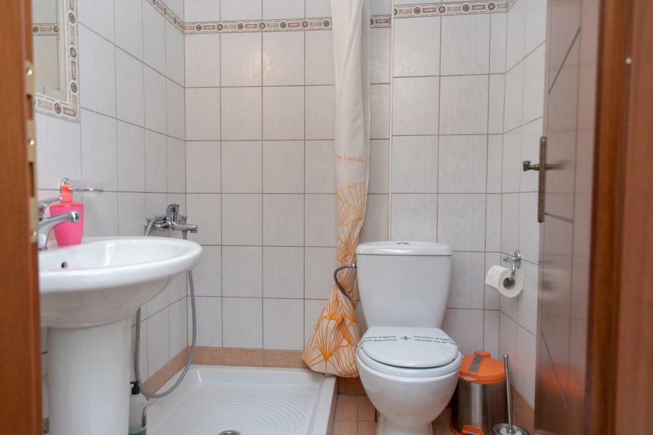Guesthouse Nefeli ลิโตโครอน ภายนอก รูปภาพ